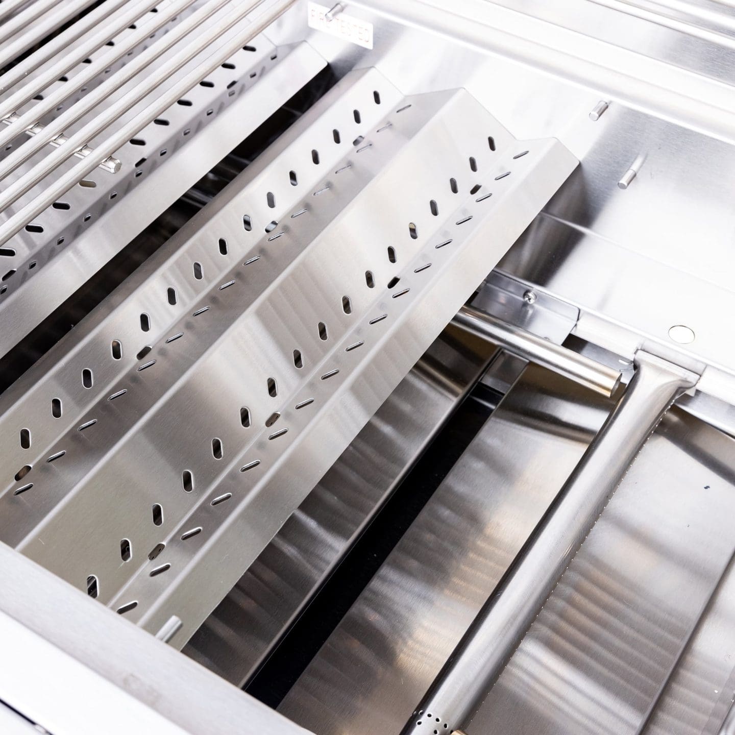 Stock Image - Summerset - Sizzler 25in. Built-in Grill Summerset - Builders Materials