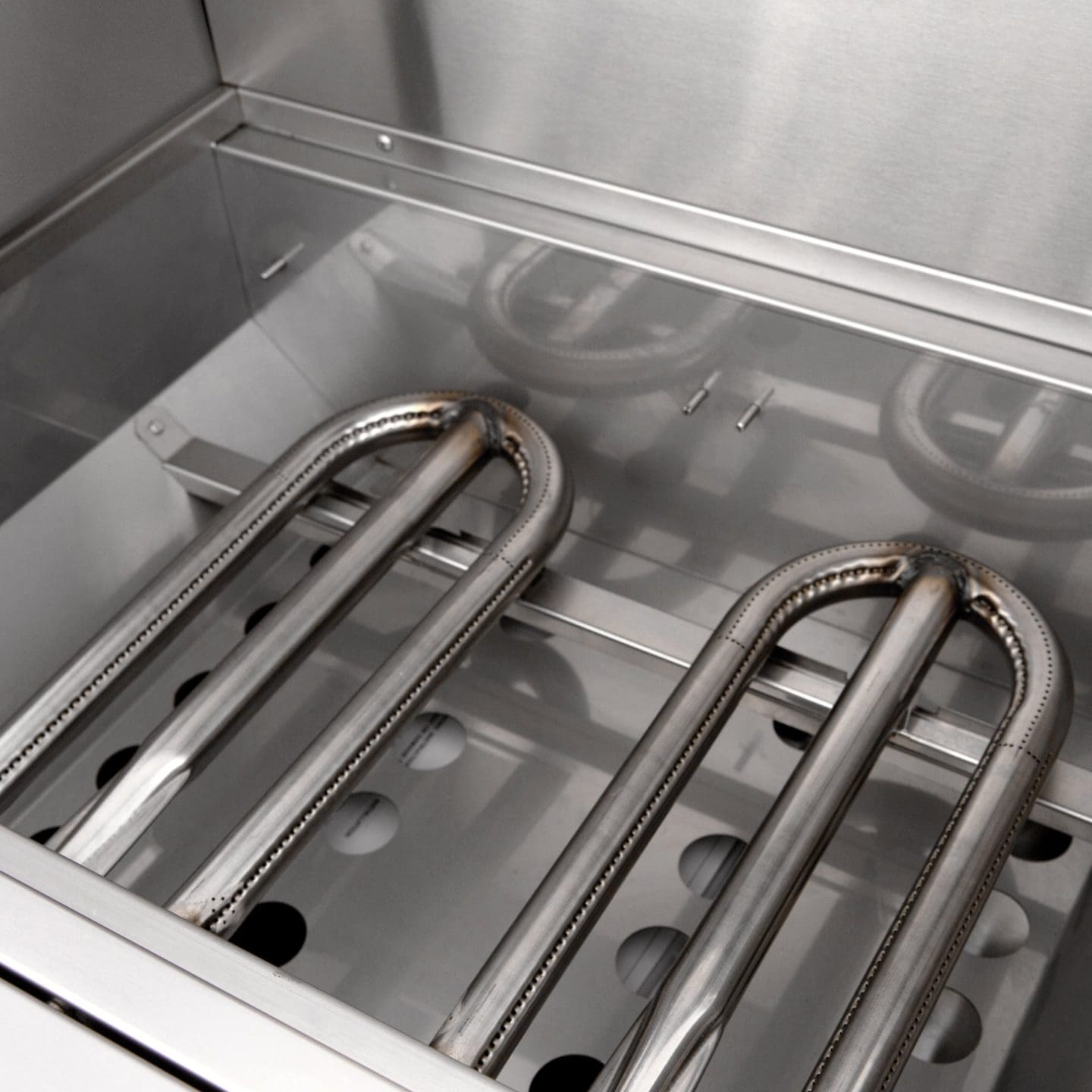 Stock Image - Summerset - 30in. Resort Built-In Grill Summerset - Builders Materials