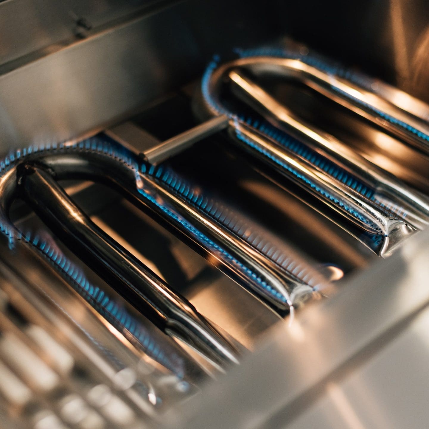 Stock Image - Summerset - QUEST 42in. Built-In Grill Summerset - Builders Materials
