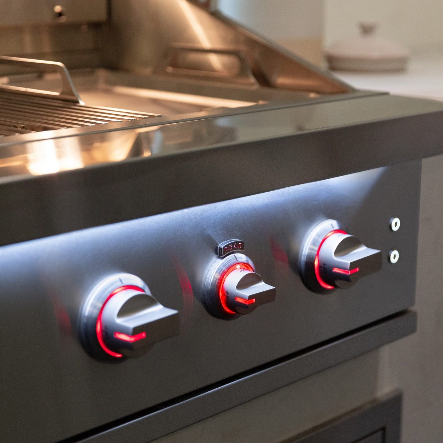 Stock Image - Summerset - QUEST 42in. Built-In Grill Summerset - Builders Materials