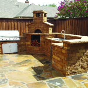 Stock Image - Mason-Lite - Wood Fired Pizza Oven Mason-Lite Masonry Pizza Oven - Builders Materials